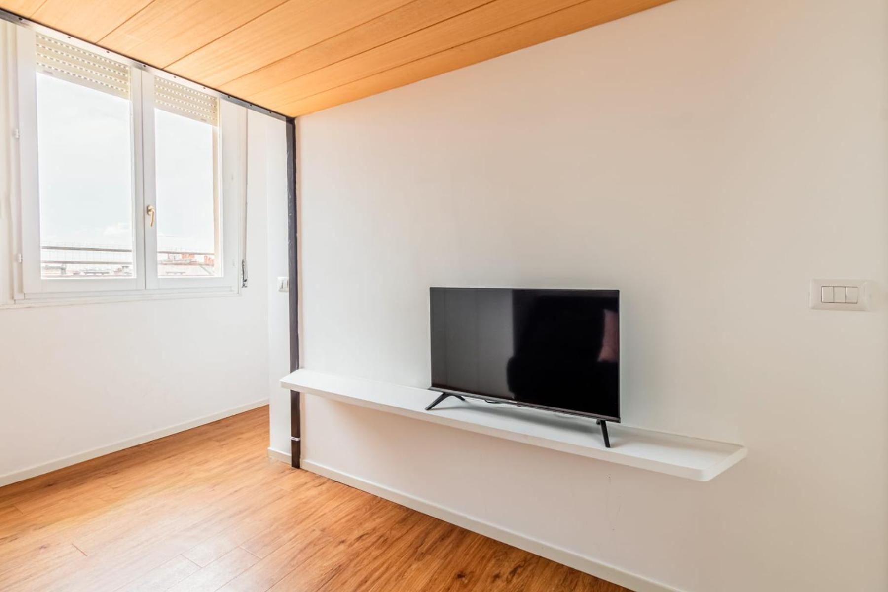 Homeby, Cozy Penthouse Apartment Milão Exterior foto