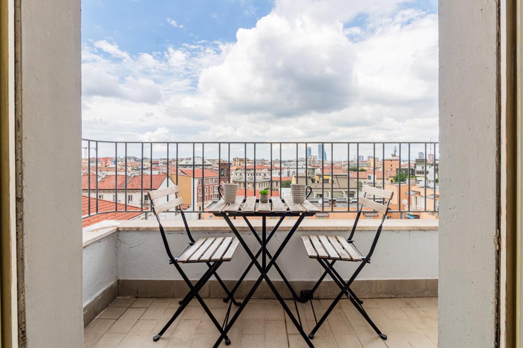 Homeby, Cozy Penthouse Apartment Milão Exterior foto
